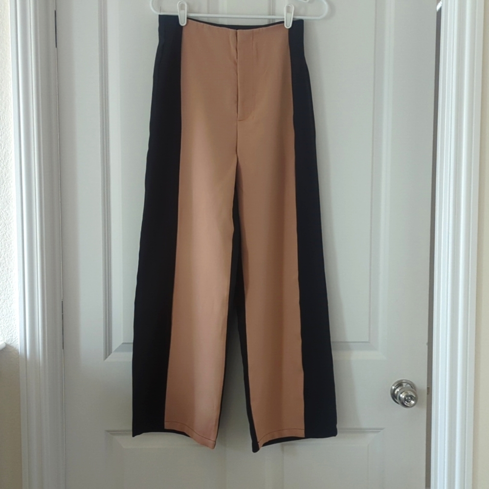 High-waisted Black and tan pants